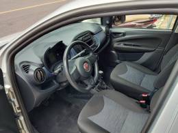 FIAT - UNO - 2017/2018 - Prata - Sob Consulta