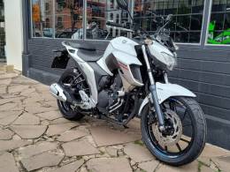 YAMAHA - FAZER - 2018/2018 - Branca - Sob Consulta