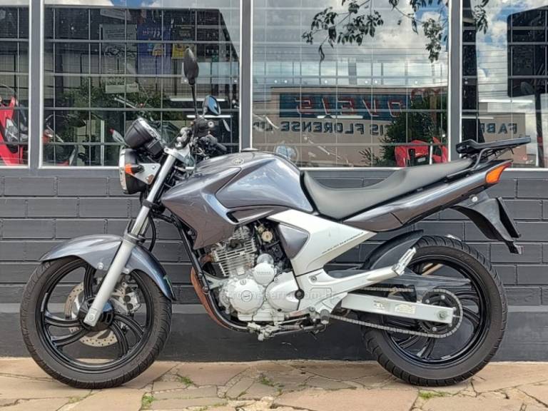 YAMAHA - FAZER - 2006/2006 - Cinza - Sob Consulta