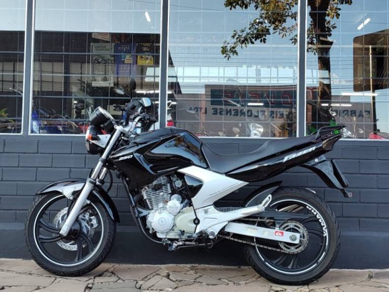 YAMAHA - FAZER - 2006/2006 - Preta - Sob Consulta