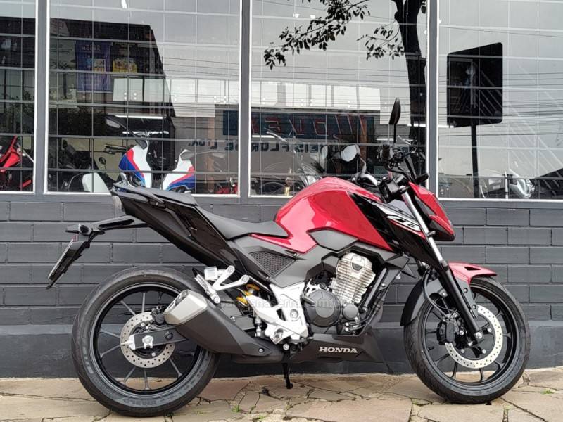 HONDA - CB 300F TWISTER - 2025/2025 - Vermelha - R$ 26.900,00