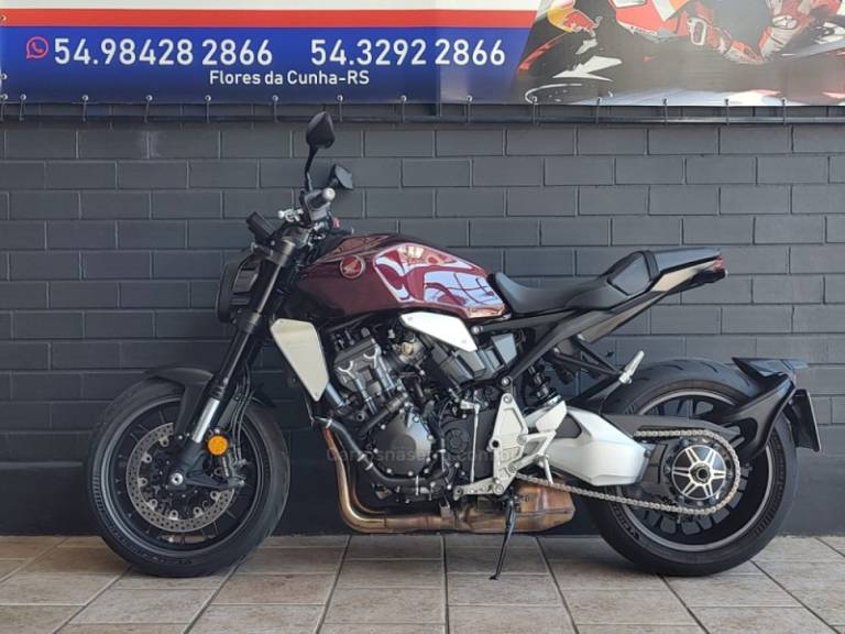 HONDA - CB 1000R - 2023/2024 - Vermelha - R$ 75.900,00
