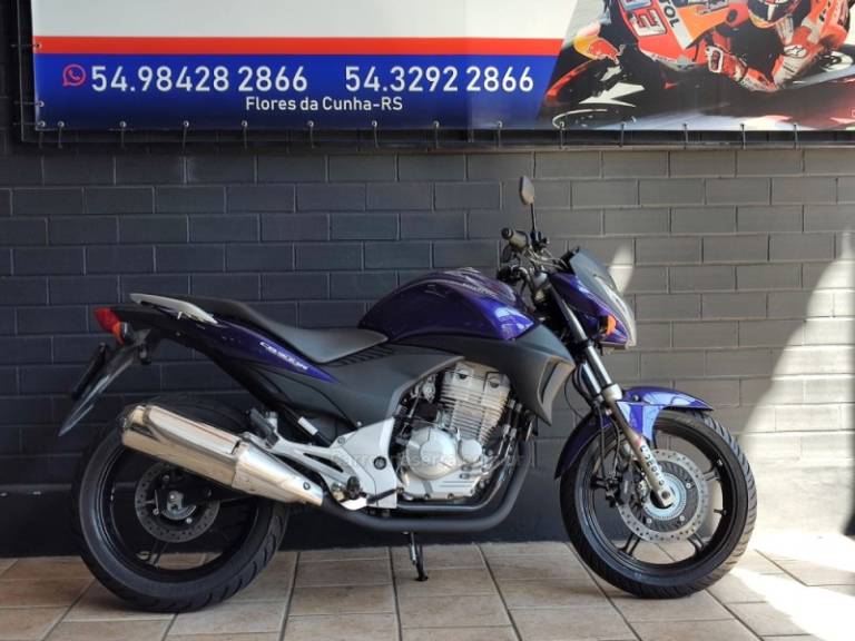 HONDA - CB 300R - 2011/2011 - Azul - Sob Consulta