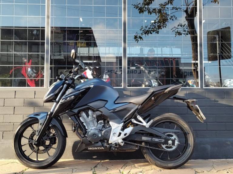HONDA - CB 300F TWISTER - 2025/2025 - Azul - R$ 27.900,00