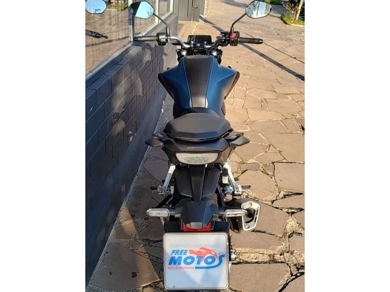 HONDA - CB 300F TWISTER - 2025/2025 - Azul - R$ 26.900,00