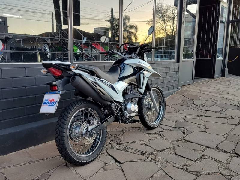 HONDA - NXR 160 - 2022/2023 - Branca - Sob Consulta