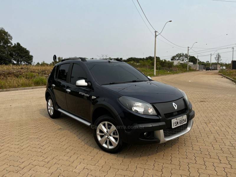 RENAULT - SANDERO - 2011/2012 - Azul - Sob Consulta