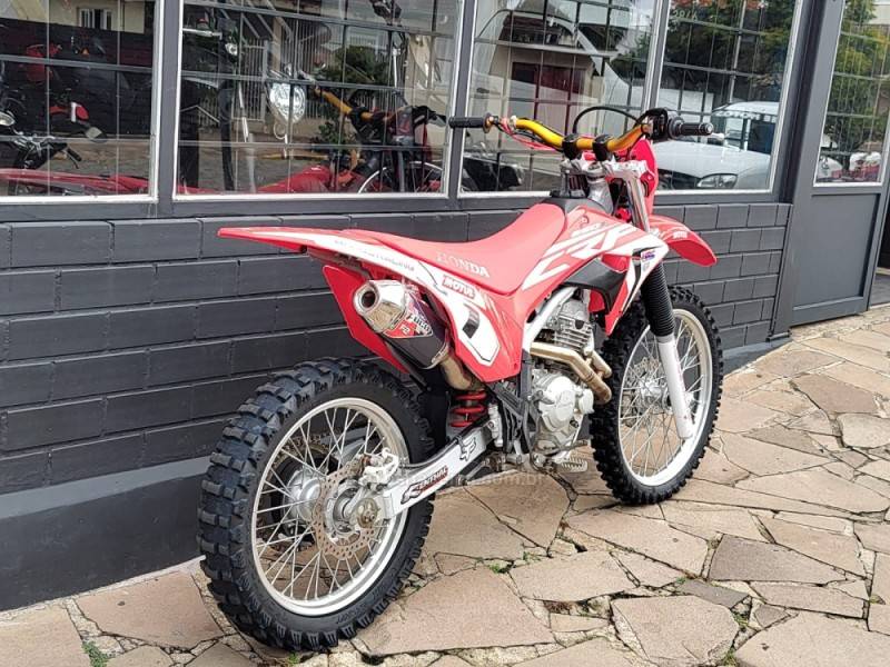 HONDA - CRF 250F - 2023/2023 - Vermelha - Sob Consulta