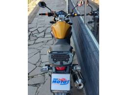 HONDA - CB 300R - 2009/2010 - Dourada - Sob Consulta