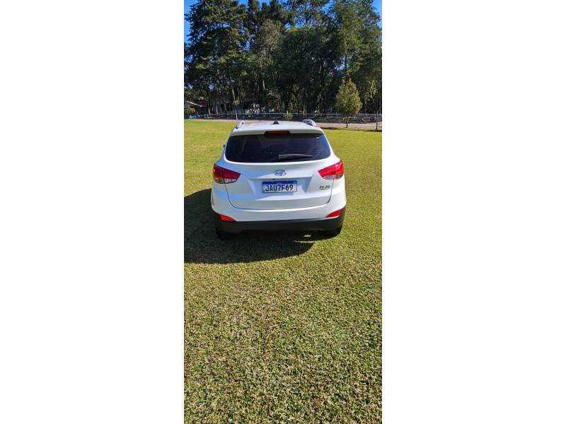 HYUNDAI - IX35 - 2021/2022 - Branca - R$ 111.900,00